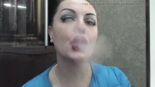 Hot make-up massive red lips smokin'