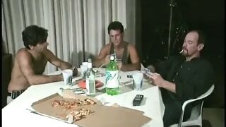 Hawt playgirl banging 2 boyz