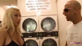 Pick up artist does his most excellent to make blond wench Regan Anthony cum