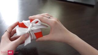 Boss with aid of anal intercourse convinces secretary to try anal