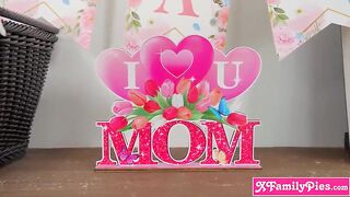 Stepson made stepmom feel particular on mammas day and that babe thanked him with sex