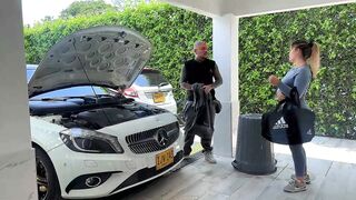Car Wash Stud Can't Resist a Lalin girl and Screws Her in the Car - LUSTHUB