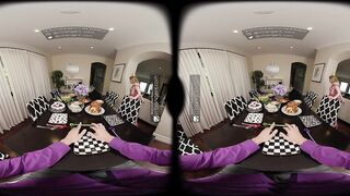 VR Bangers Stepmom Educate Stepdaughter How to Screw in VR Porn