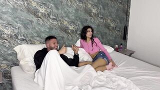 2 Massive Rods Permeate a Taut Vagina Lalin girl Who Likes Double Penetrations Mellswhite