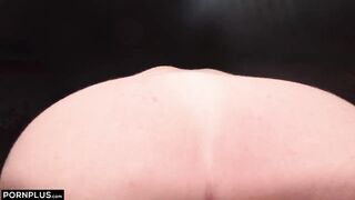 Daisy Pheonix Lets Thick Penis Flood Her Taut Snatch