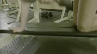 Youthful Simony Diamond Training in the Gym in a double penetration with the Youthful Instructor with the Old One
