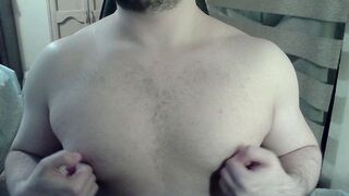 Virgin powerful camboy flexes and dances