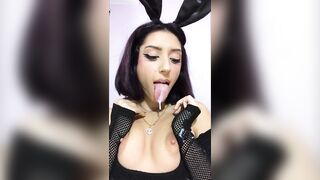 Bunny doing BJ