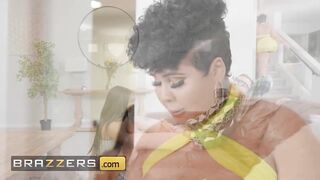 Brazzers - Simone Richards Has A Large, Hard Thong-On For Particular Occasions Like Banging Cali Caliente