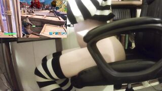 Femboy rides thrusting buttplug during the time that playing fortnite