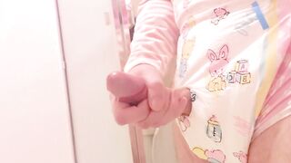 Cute diaper cum (a lot of pre and cum!)