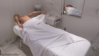 Fitness Model Massage Client Returns for One more Session