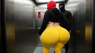 Large Booty Lalin girl in Constricted Yellow Leggings Dancing in the Elevator