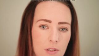 Close up Smokin' - Hawt Lip & Smoke Tease