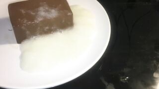 Chocolate pudding with 10 loads cum sauce