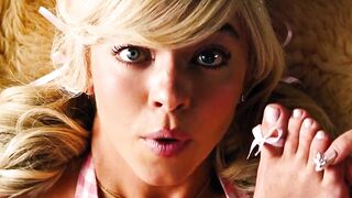 Hawt Blond Sucks On Her Own Toe