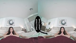 UP CLOSE VR - POV Sexy Sweetheart Jade Kimiko Struggles Taking Your GIANT Weenie! SHAKING CLIMAX + JIZZ FLOW