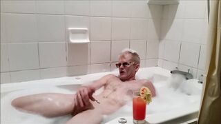 Bubble Washroom Time!!