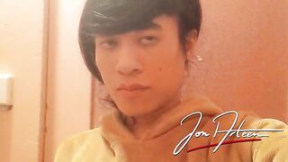Jon Arteen pees in the water closet thinking of u (cute twink homo porn for pee fetishists)