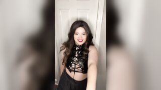 Smokin' Leather Mistresse Lends Out Her Much loved Toy