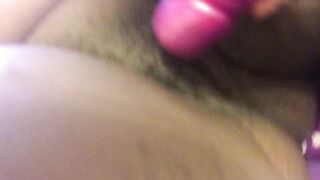 Ebony gal plays with chunky vagina