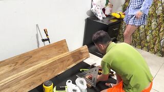 The carpenter gets a enchanting surprise when the beautiful housewife returns early and catches him on the job.