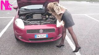 Hot Speedy Driving in Patent Ebony Pumps and Seamed Ebony Hose