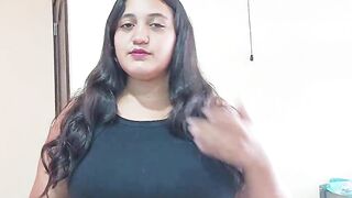 Beauty abandoned by her boyfriend is helped and banged by a stranger