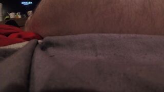 Plump hunk cums giant in his toy