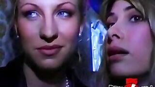 BRUCE SEVEN - Sahara Sands, Tiffany Mynx, and Vixxxen