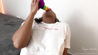 CUNT! I aid my stepsister LARGE BUTT to satisfy her needs by sucking her TWAT -amateur pair- Nysde