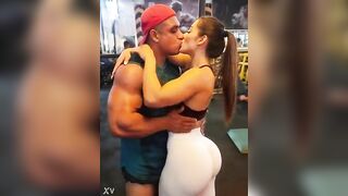 Large-bootied woman enjoying herself at the gym