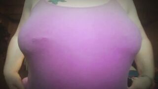 Titties & butt showing off for pleasure