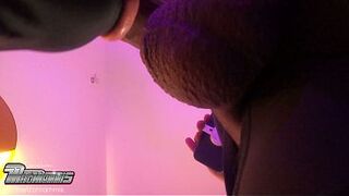 YELLOWBONE BADDIE SNEAKS IN TO TWERK AND SUCK EBONY JOCK
