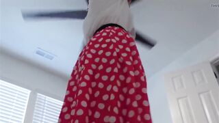 Peyton's Sultry '50s Giantess Dream 4K POV Petite Thrills Wait!