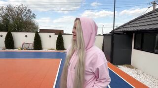 That babe wanted to throw the ball into the hoop, but it all ended with cum on her booty.