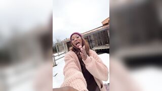 Blowjobs in the backyard! Large Penis Trans Beauty Vanniall Seduces Wood Hauler For Outdoor Oral-job & Hard Anal Pounding