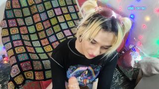 Teen Wanted a Sextoy but Ends up with a Facial