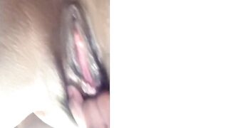 Obscene black teen masterbates and plays with her juicy vagina -- mochamulanx