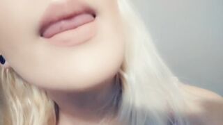 drooly tongue