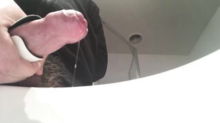 Electrostim Edging leads to huge spunk fountain
