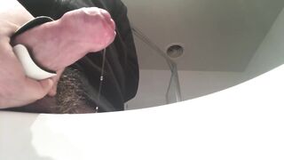 Electrostim Edging leads to huge spunk fountain