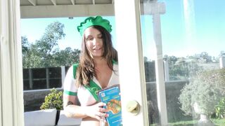 Brunette hair Scout Gets What That babe Wishes