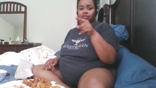 big beautiful woman mukbang and rambling (sorry if the sound isn't syncing)