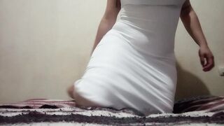 Rich Soaked Cunt in White Costume
