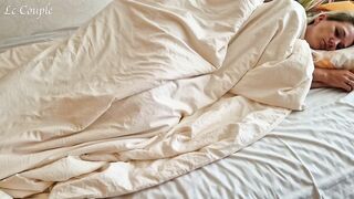 Spouse wakes up his wife in the morning and begins to screw her warm and slippery twat - SPUNK FOUNTAIN