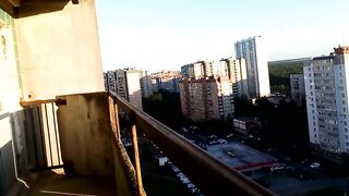 Утренняя прогулка. Лифт в большом городе.