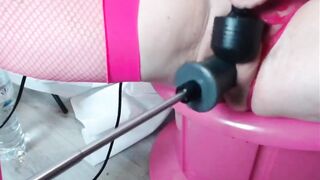 chaturbate ,how many times can missnvus squirt in twenty mins