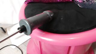 chaturbate ,how many times can missnvus squirt in twenty mins