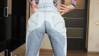 Beauty pees jeans